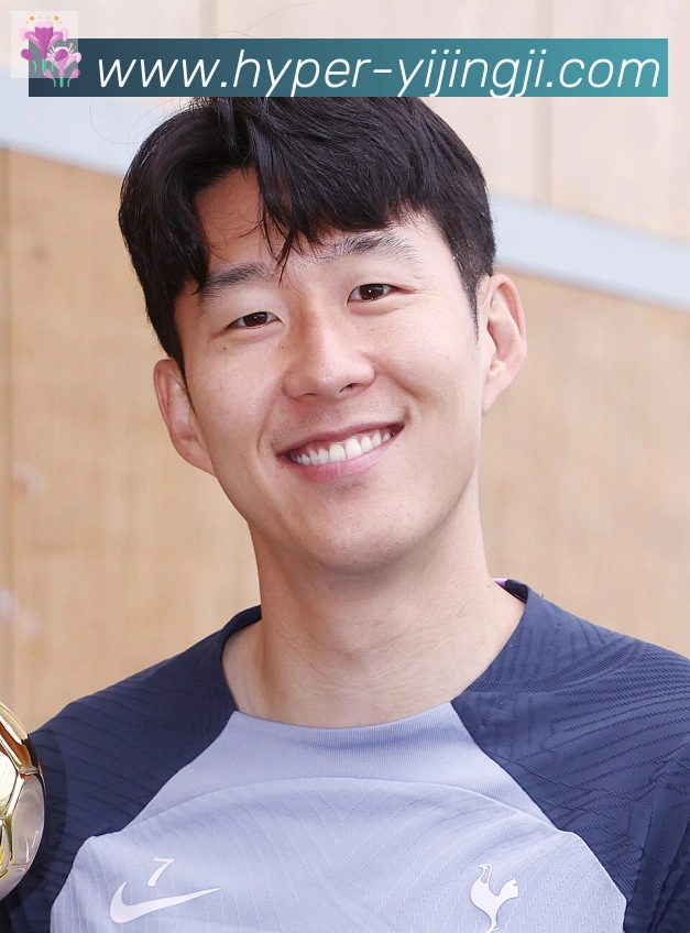 劳塔罗·马丁内斯